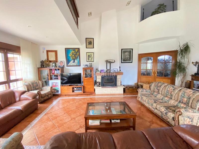 Foto a134a7c4-0433-4182-ae95-f28730c75bcb. Chalet gran chalet unifamiliar , cercano a núcleo urbano y servicios . en Barrika