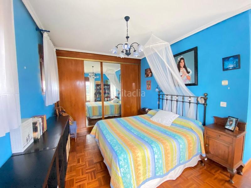 Foto a3d0939c-6280-4d01-ad02-d69b844d00fc. Chalet gran chalet unifamiliar , cercano a núcleo urbano y servicios . en Barrika