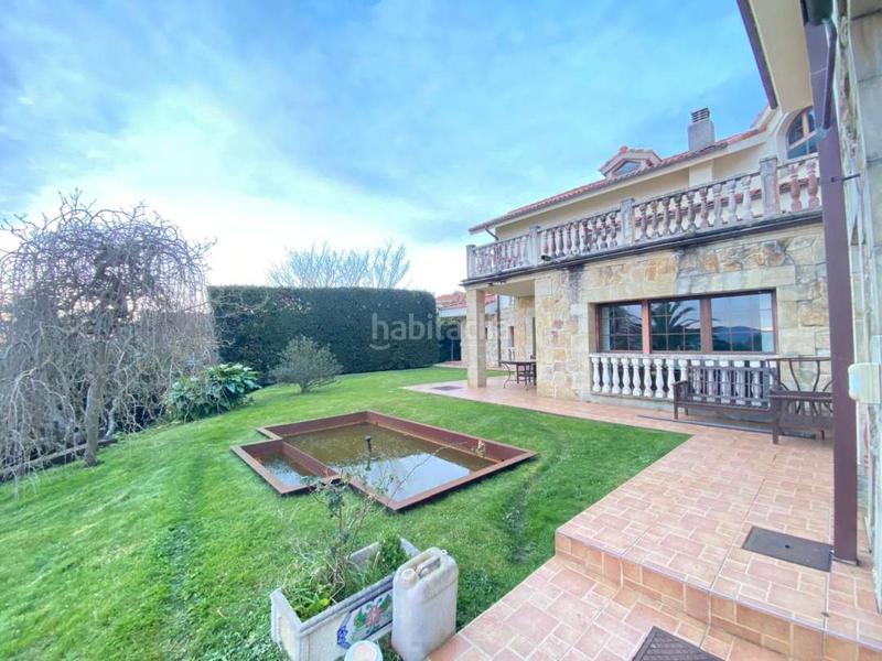 Foto b910f852-6266-4f65-919c-895741a793b0. Chalet gran chalet unifamiliar , cercano a núcleo urbano y servicios . en Barrika