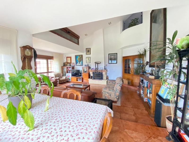 Foto f4516030-f4c5-42ec-bb61-6d2072931c7c. Chalet gran chalet unifamiliar , cercano a núcleo urbano y servicios . en Barrika