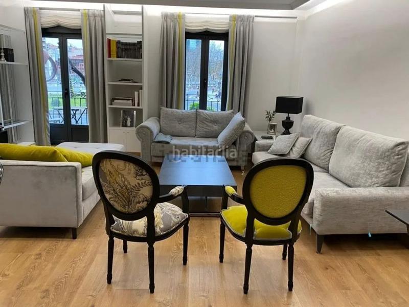 Foto 06d58e3f-4c7f-46c9-9f6d-650f24cfe3b2. Piso vivienda recién reformada junto al ayuntamiento en Bilbao