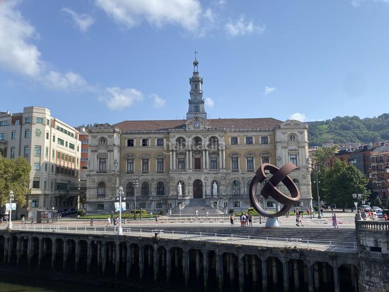 Foto 15a3914e-1165-436b-909d-cd76ed01f27b. Piso vivienda recién reformada junto al ayuntamiento en Bilbao
