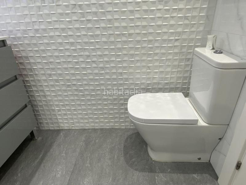 Foto f9e31ce1-6e9f-4866-a6b3-8d80fecb4920. Piso vivienda recién reformada junto al ayuntamiento en Bilbao