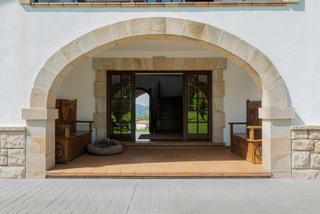 Chalet in Atxuri bidea 3. Casa espectacular junto a núcleo urbano
