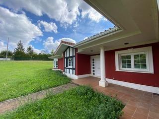 Chalet  Larrakoetxe-derio hiribidea