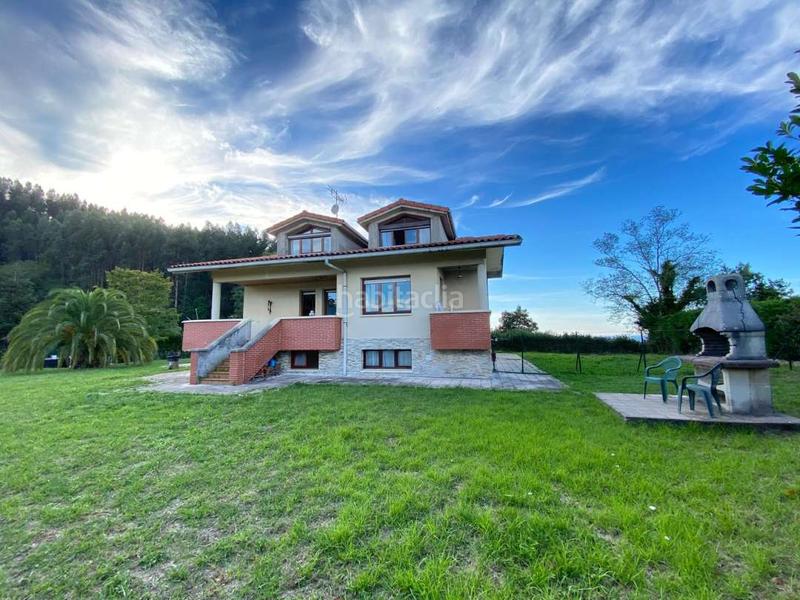 Foto 0add1165-399f-435c-85f2-ec36713e6ee5. Chalet en isuskitza auzoa 133 en Plentzia