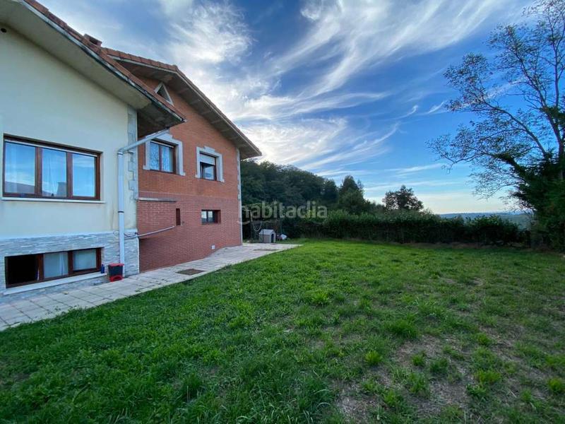 Foto b18cddf9-7eeb-4a77-91c2-9d867d5c6a4a. Chalet en isuskitza auzoa 133 en Plentzia