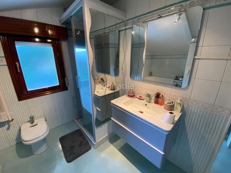 Foto cf9e8b9f-7b95-4c7d-aab3-70bd109e74e2. Chalet en isuskitza auzoa 133 en Plentzia