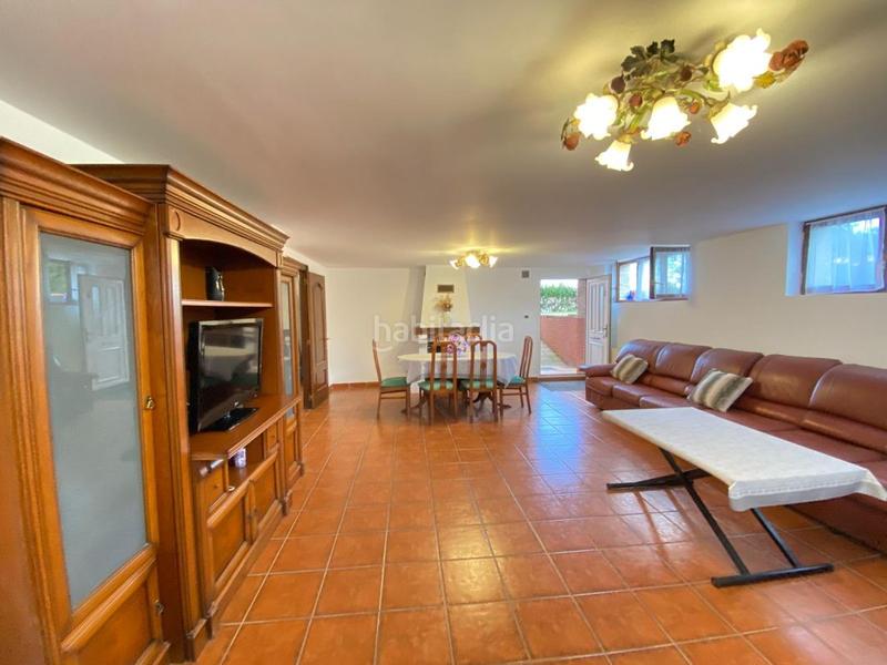 Foto d8e22e9f-ce62-42e7-a3c2-3714a1ebe64c. Chalet en isuskitza auzoa 133 en Plentzia