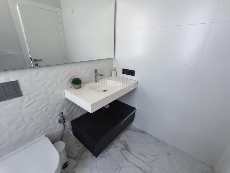 Foto 7a5c8822-1d33-4c57-ad47-cbddecbd9564. Xalet a avenida barcelona 25 a balcón de Finestrat-terra marina Finestrat