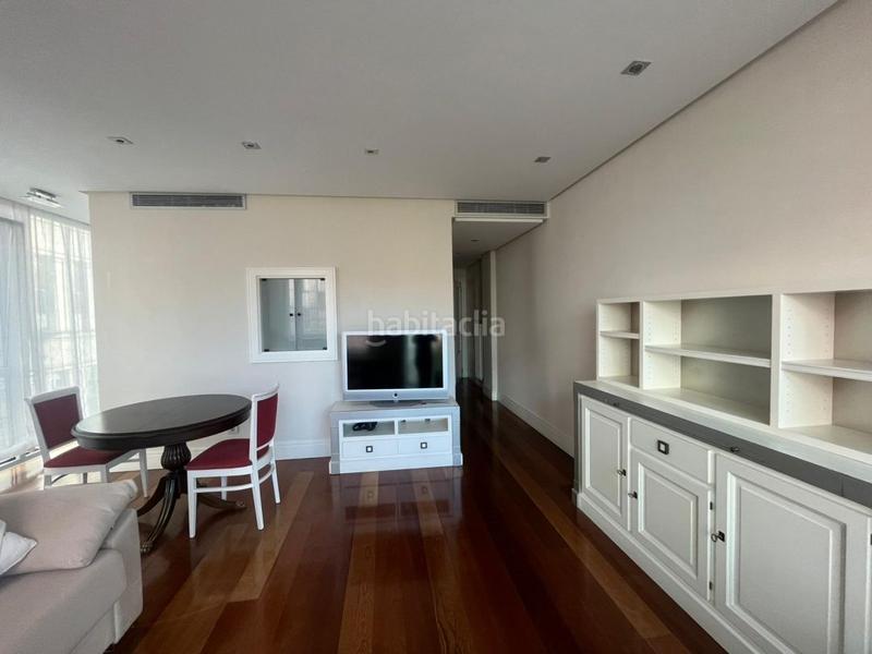 Foto c27e22c9-0a05-4316-a961-ad51bee56270. Location appartement avec chauffage parking dans Abandoibarra - Guggenheim Bilbao