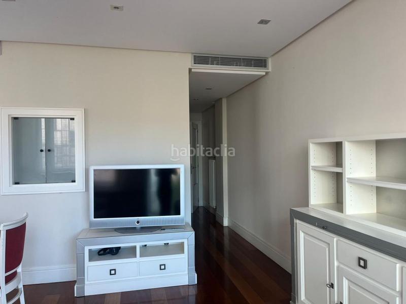 Foto 9fffb1fc-ee81-4355-8473-d5b5af48bac4. Rent flat with heating parking in Abandoibarra - Guggenheim Bilbao