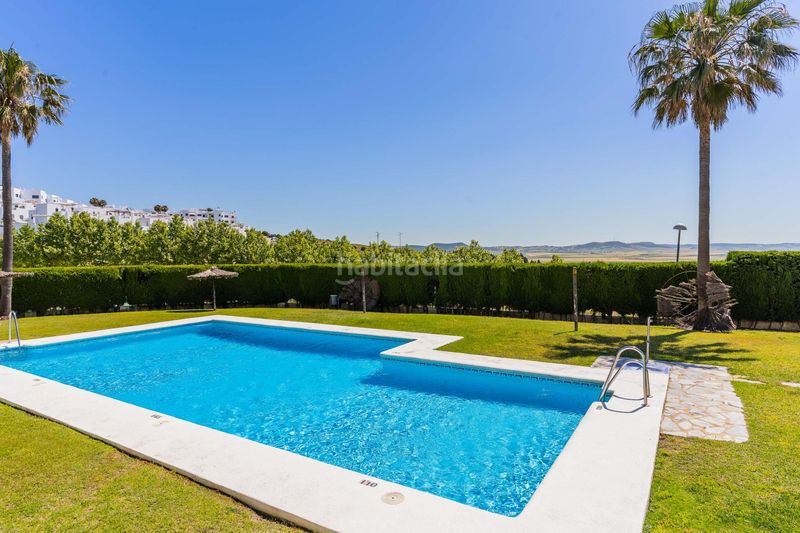 Foto 4991863d-c9b2-443e-bafe-0fd7b2ddbff6. Apartamento piso en Conil Conil de la Frontera
