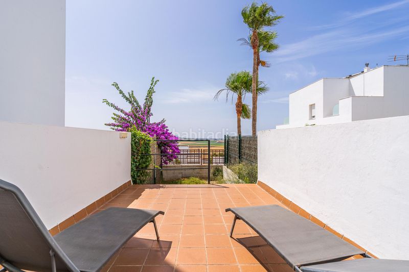 Foto 93265e60-9f32-4dc4-93a4-57b44f2b3533. Apartamento piso en Conil Conil de la Frontera