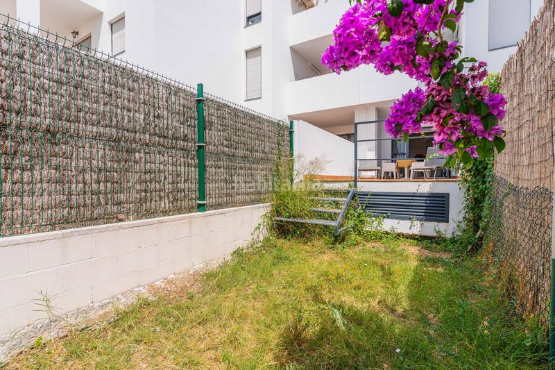 Foto b3ae8a1a-bf77-4c82-a763-42dda0c256a1. Apartamento piso en Conil Conil de la Frontera