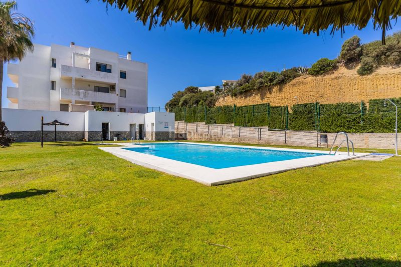 Foto dc3fda31-835e-4d49-b1a8-0b119794d0e3. Apartamento piso en Conil Conil de la Frontera