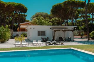 Xalet  C. de sta. rosa de lima, 21. Chalet