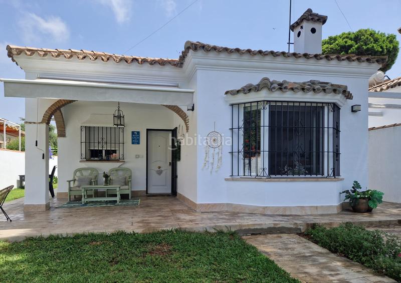 Foto 1ed57d39-b675-4a72-b222-309c484e8494. Chalet dans La Barrosa Chiclana de la Frontera