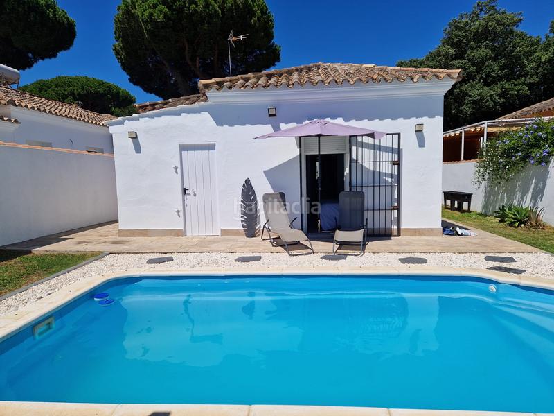 Foto dc00ef56-b840-483c-b615-c70bb5422bad. Chalet dans La Barrosa Chiclana de la Frontera