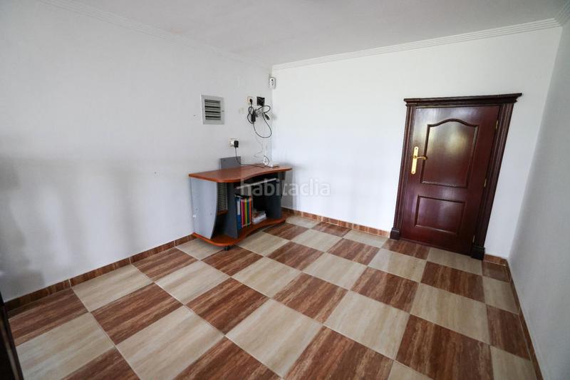 Foto 13de0b71-d9c5-46eb-8157-35dc748f2daa. Chalet avec chauffage parking piscine dans La Barrosa Chiclana de la Frontera