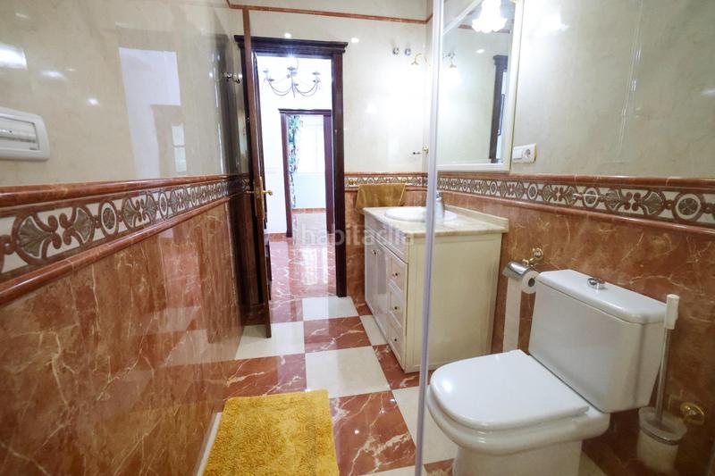 Foto 71264fbe-b259-4090-b541-5a23b6f6c828. Chalet avec chauffage parking piscine dans La Barrosa Chiclana de la Frontera