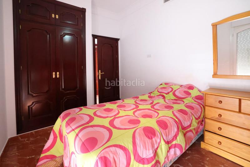 Foto 81dc2b3b-c716-43c4-a167-390f98ea923b. Chalet avec chauffage parking piscine dans La Barrosa Chiclana de la Frontera