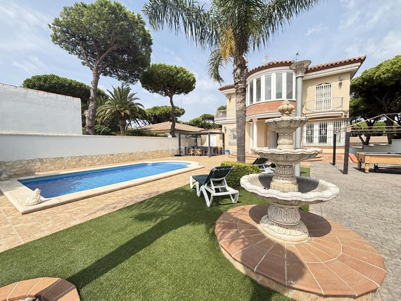 Foto 9d9b0ad3-72f4-4c88-96fa-8da5ebc88e02. Chalet avec chauffage parking piscine dans La Barrosa Chiclana de la Frontera