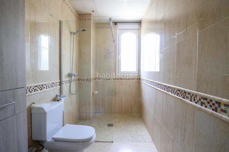 Foto c41f267b-0382-443c-9504-06019a93b4cd. Chalet avec chauffage parking piscine dans La Barrosa Chiclana de la Frontera