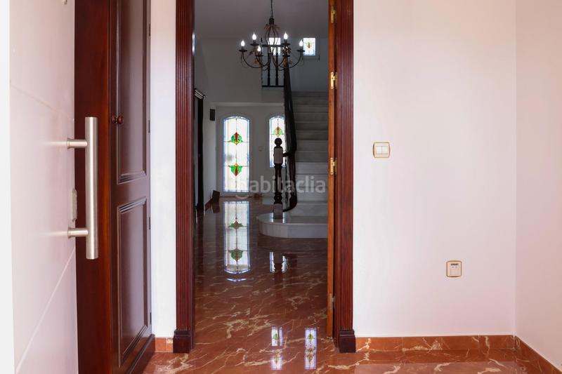 Foto e3e83b22-b9df-45d4-b91f-dc7b39a86474. Chalet avec chauffage parking piscine dans La Barrosa Chiclana de la Frontera