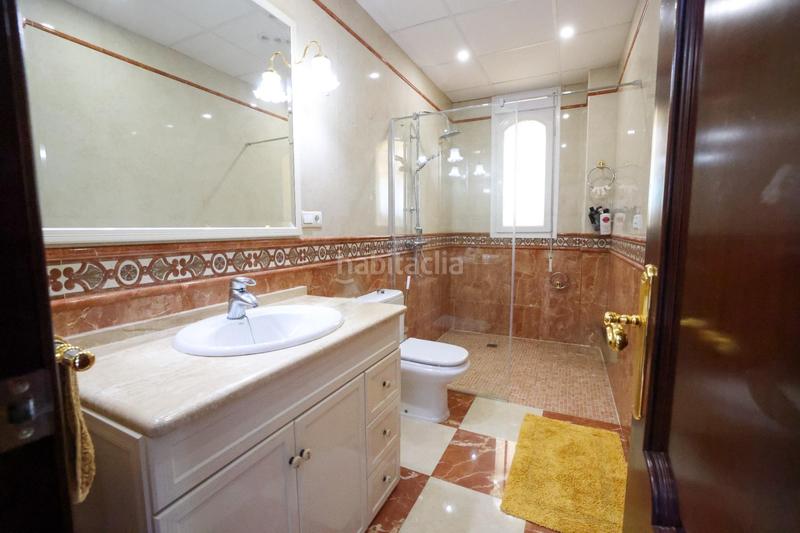 Foto ee4b6745-4f07-4082-a3ef-034f1aec269b. Chalet avec chauffage parking piscine dans La Barrosa Chiclana de la Frontera