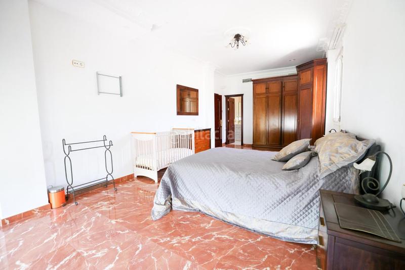 Foto ef375ba4-9b22-4081-b0c3-dbde70b48dd6. Chalet avec chauffage parking piscine dans La Barrosa Chiclana de la Frontera