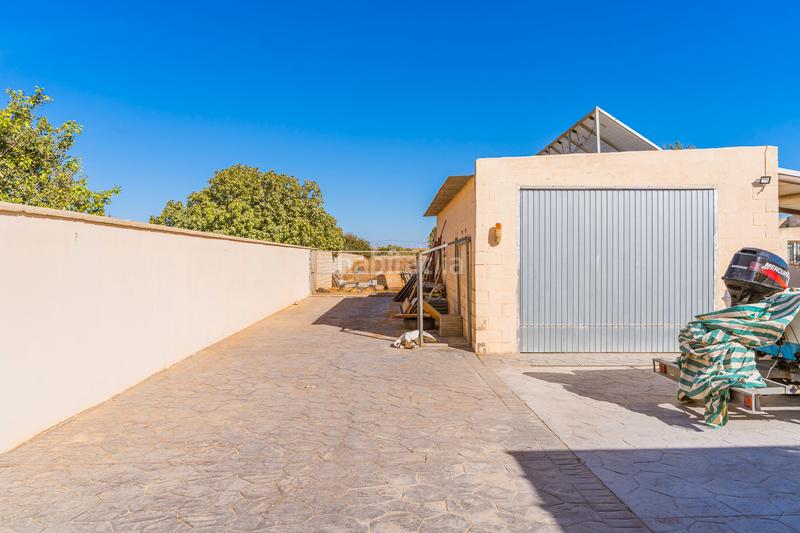 Foto 03007059-a476-4f9c-9164-b9b36cd630d1. Xalet amb aparcament a Los Franceses - La Vega Chiclana de la Frontera