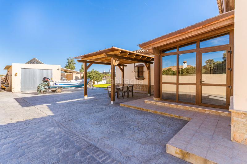 Foto a9a14335-d35b-49dc-9ea5-f89c53e35b31. Xalet amb aparcament a Los Franceses - La Vega Chiclana de la Frontera