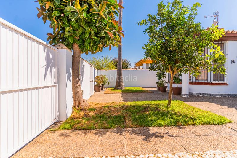 Foto 54255782-e0a7-4026-8eeb-097bbfe0eeed. Chalet in Sancti Pietri Chiclana de la Frontera