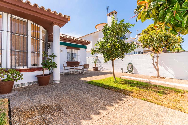 Foto d310a12c-8d17-4d03-a1ff-e44a1fcc674f. Chalet in Sancti Pietri Chiclana de la Frontera