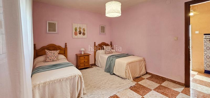 Foto 03620274-c121-476d-9956-1af1dd9cb20e. Chalet in La Banda - Campo de Fútbol Chiclana de la Frontera