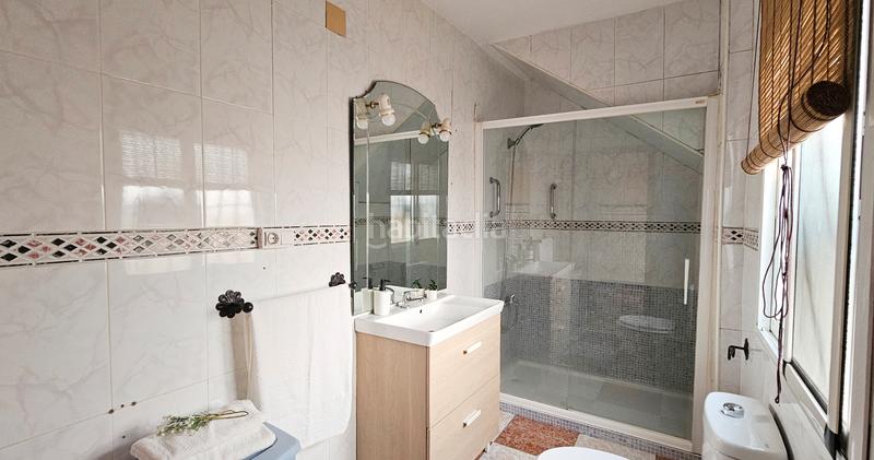 Foto 5052f4be-bbcb-4639-9903-ba2117223f7e. Chalet in La Banda - Campo de Fútbol Chiclana de la Frontera