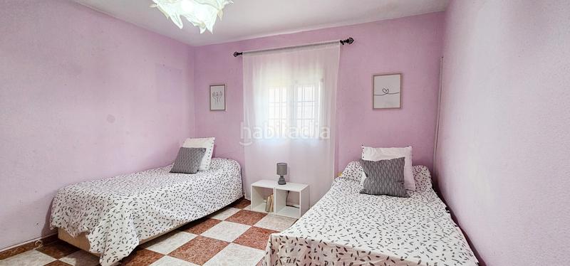 Foto 6a6236a7-b99a-4ebb-826f-22100a9bf520. Chalet in La Banda - Campo de Fútbol Chiclana de la Frontera