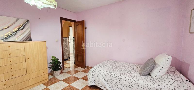 Foto 8143c14b-298c-457c-9a5b-2e58e3bdb7b0. Chalet in La Banda - Campo de Fútbol Chiclana de la Frontera