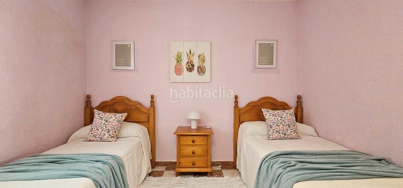 Foto a51e3c96-0eaf-485e-a654-79972b8a924f. Chalet in La Banda - Campo de Fútbol Chiclana de la Frontera