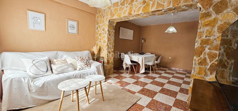 Foto f06d7c46-f7dd-4151-9e24-f46438b84e2c. Chalet in La Banda - Campo de Fútbol Chiclana de la Frontera