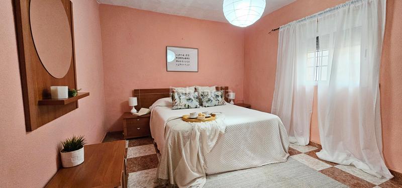 Foto fbf41cf9-6751-4762-9af2-1685247445b7. Chalet in La Banda - Campo de Fútbol Chiclana de la Frontera