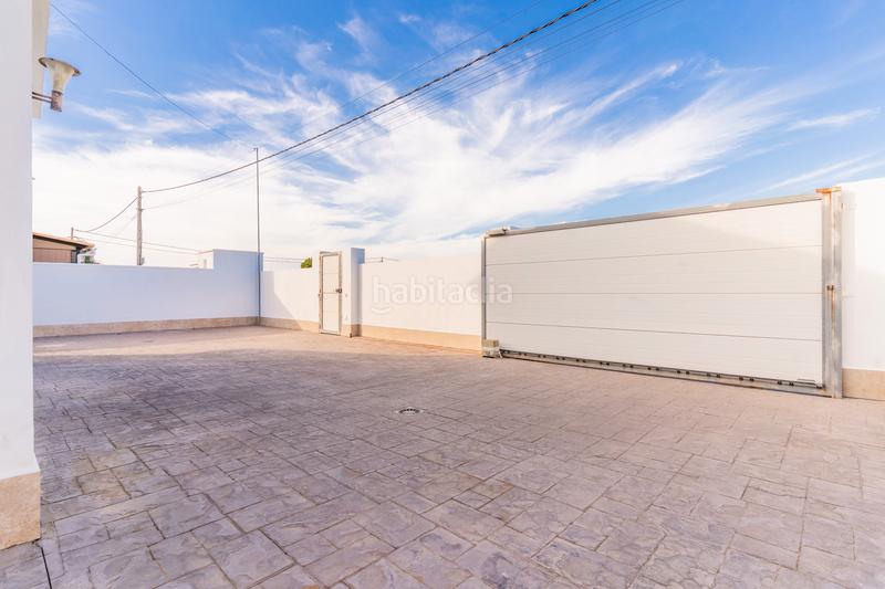 Foto 53279d32-2347-4c16-b237-12bb95fe570a. Xalet amb piscina a Las Lagunas - Campano Chiclana de la Frontera