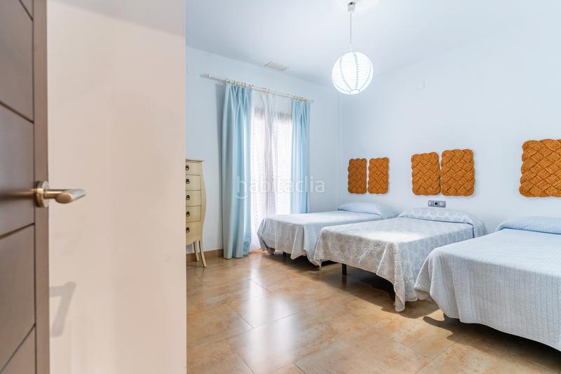 Foto 9807c439-cf7d-49b3-8ce7-5a9aa7580df5. Chalet espectacular chalet en Núcleo urbano Chiclana de la Frontera