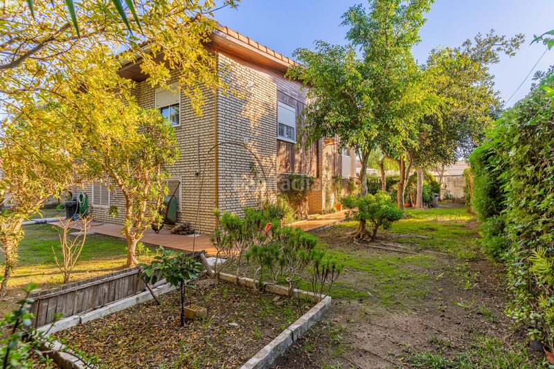 Foto 4c2caae8-ee53-458a-b89d-1aab05a185a1. Chalet  en Los Gallos Chiclana de la Frontera