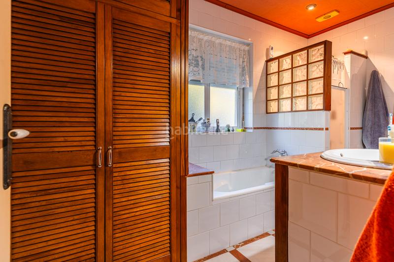 Foto c5f9a3df-9724-4a4b-ad17-971e5437329d. Chalet dans Los Gallos Chiclana de la Frontera