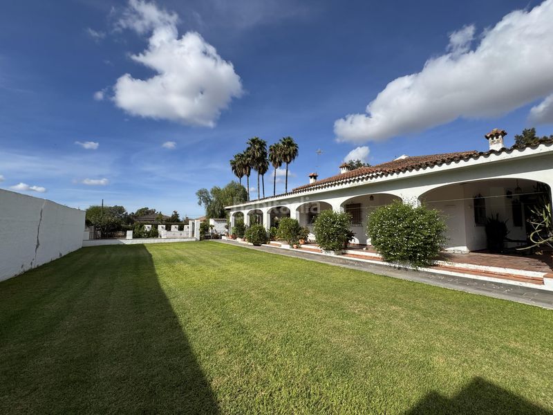 Foto f6b82b91-5c7f-4520-b8b6-35b6ba5a97ab. Chalet  en Carretera de Sanlúcar - Sudamérica Puerto de Santa María (El)