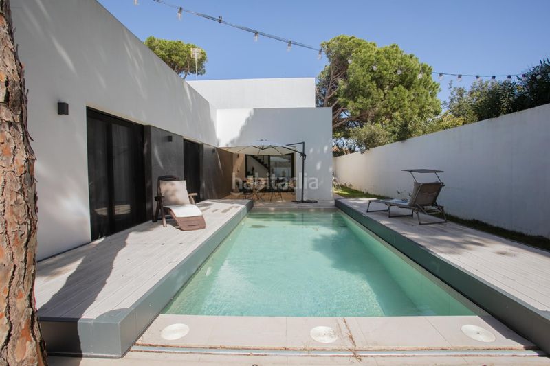 Foto 008078dc-84c3-4e5d-a3b4-933e5627915b. Chalet  en La Barrosa Chiclana de la Frontera