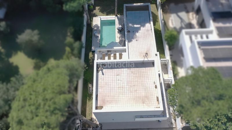 Foto 31e73a10-5fda-4627-a578-f7d1cca59e44. Chalet  en La Barrosa Chiclana de la Frontera