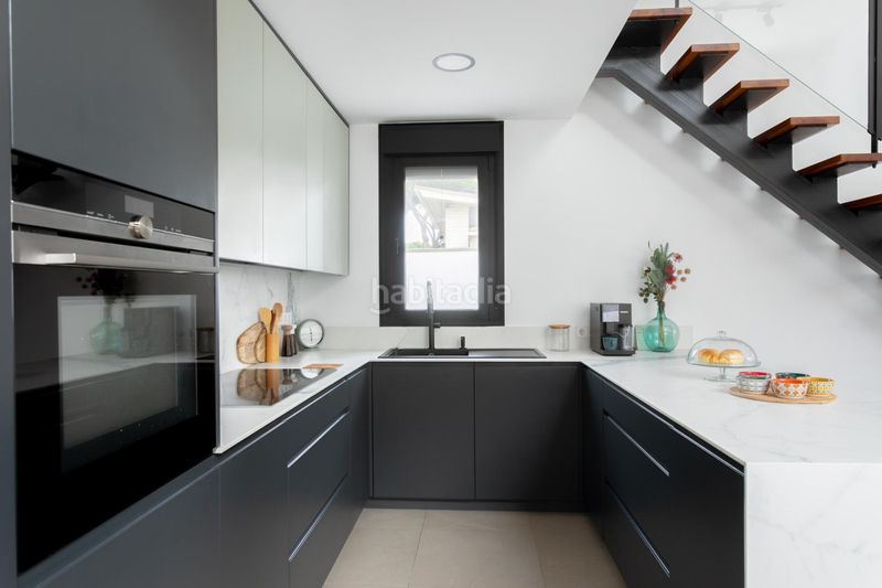 Foto 39904ef6-b7fb-436c-866d-63b172fa21f6. Chalet  en La Barrosa Chiclana de la Frontera